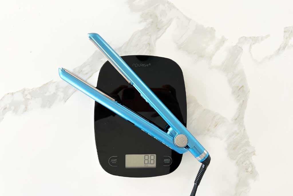 BabylissPro-Nano-Titanium-Digital-Straightener-weight