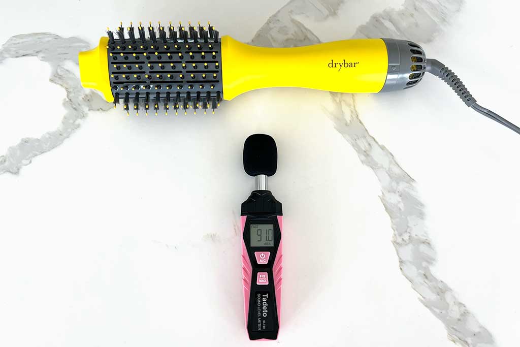 Drybar-The-Double-Shot-Blow-Dryer-Brush-noise-level