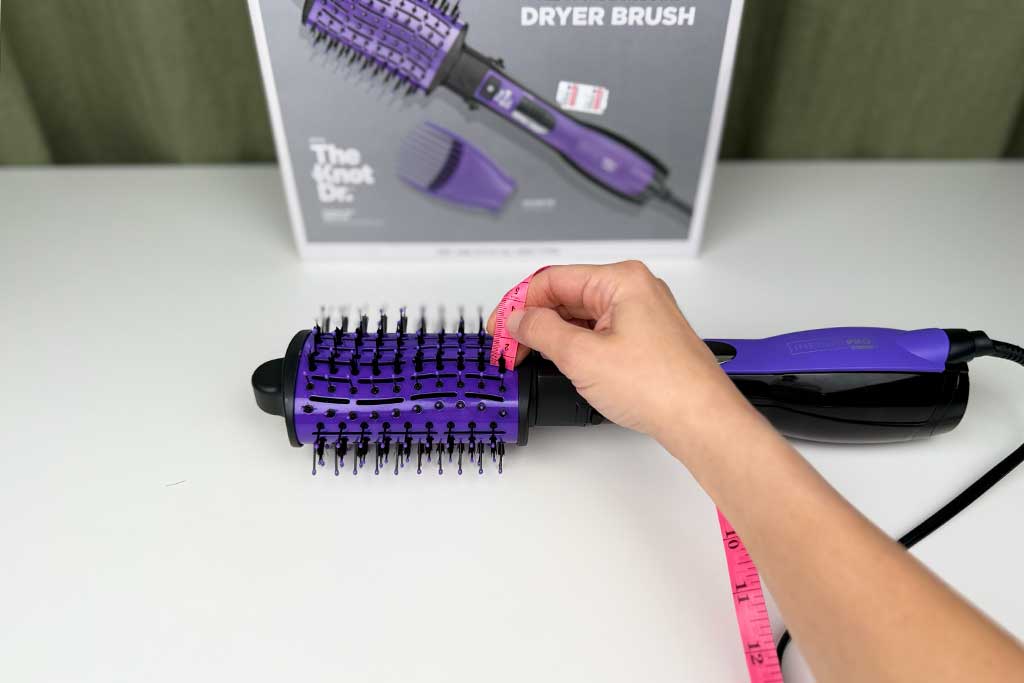 InfinitiPRO-by-Conair-The-Knot-Dr.-All-In-One-Oval-Dryer-Brush-bristle-length