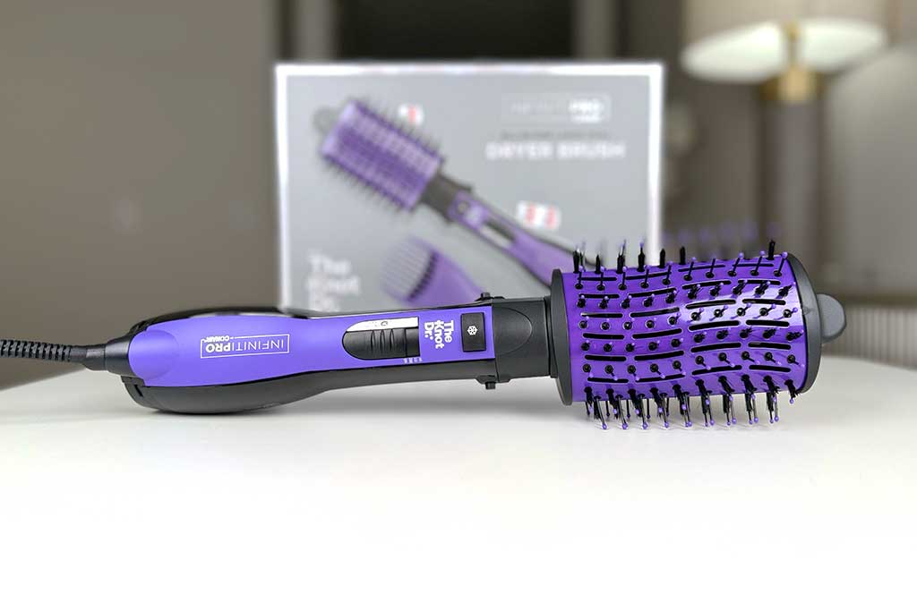 InfinitiPRO-by-Conair-The-Knot-Dr.-All-In-One-Oval-Dryer-Brush-review-featured