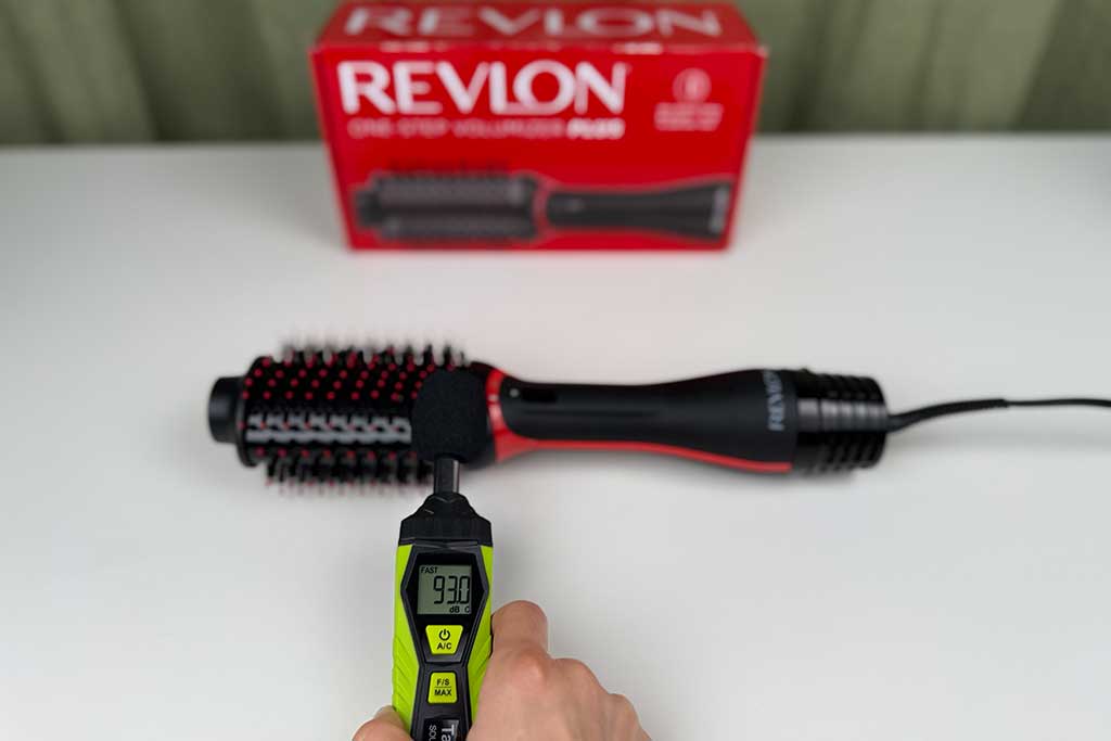 Revlon-One-Step-Volumizer-PLUS-2.0-maximum-noise-level