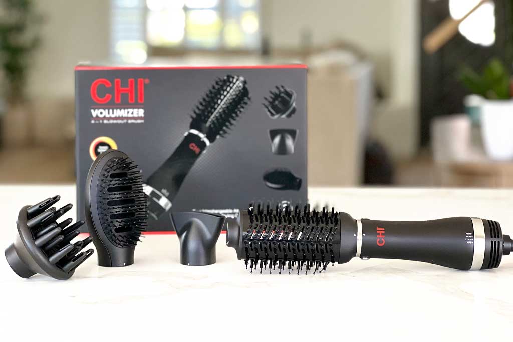 CHI-Volumizer-4-in-1-Ionic-Blowout-Brush-review-featured