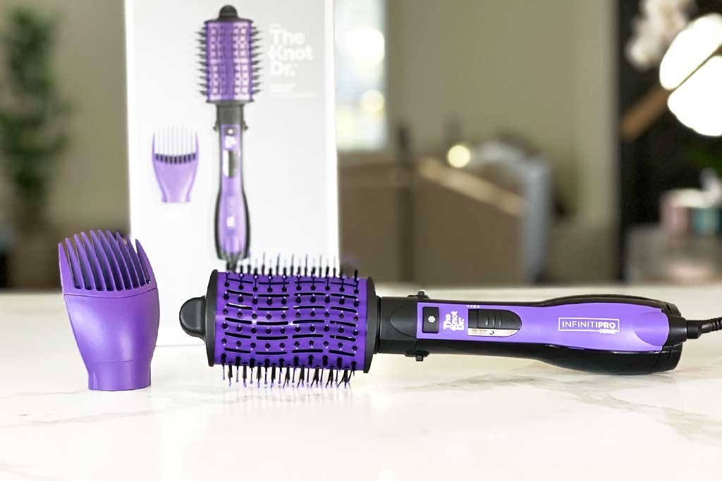 InfinitiPRO-by-Conair-The-Knot-Dr.-All-In-One-Oval-Dryer-Brush-Review-featured