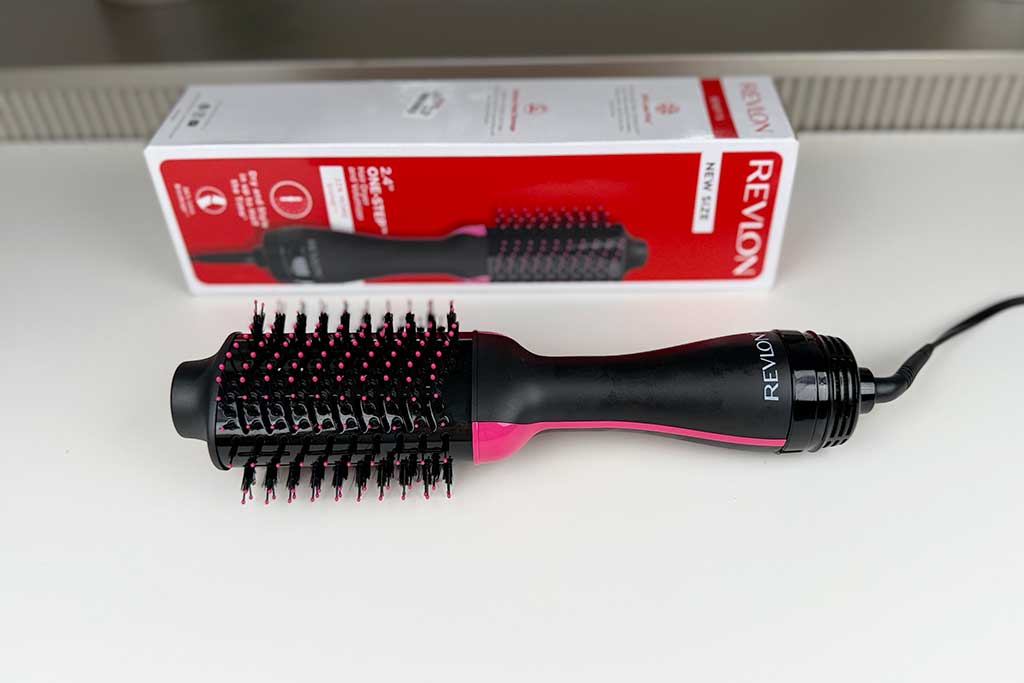 Original-REVLON-One-Step-Volumizer-Hot-Air-Brush review featured