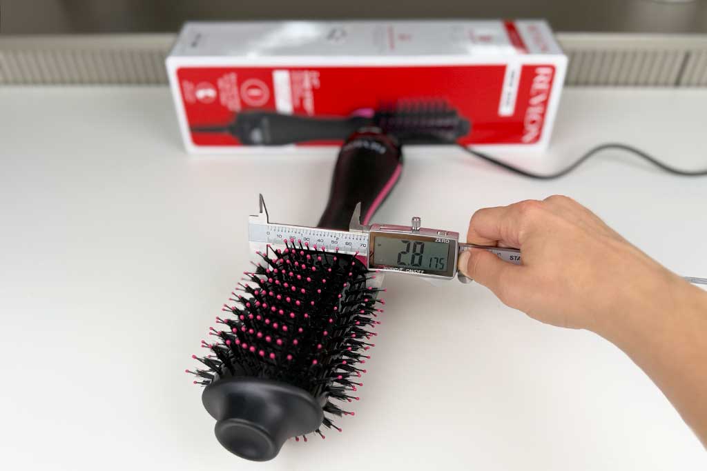 Original-Revlon-One-Step-Volumizer-barrel-width